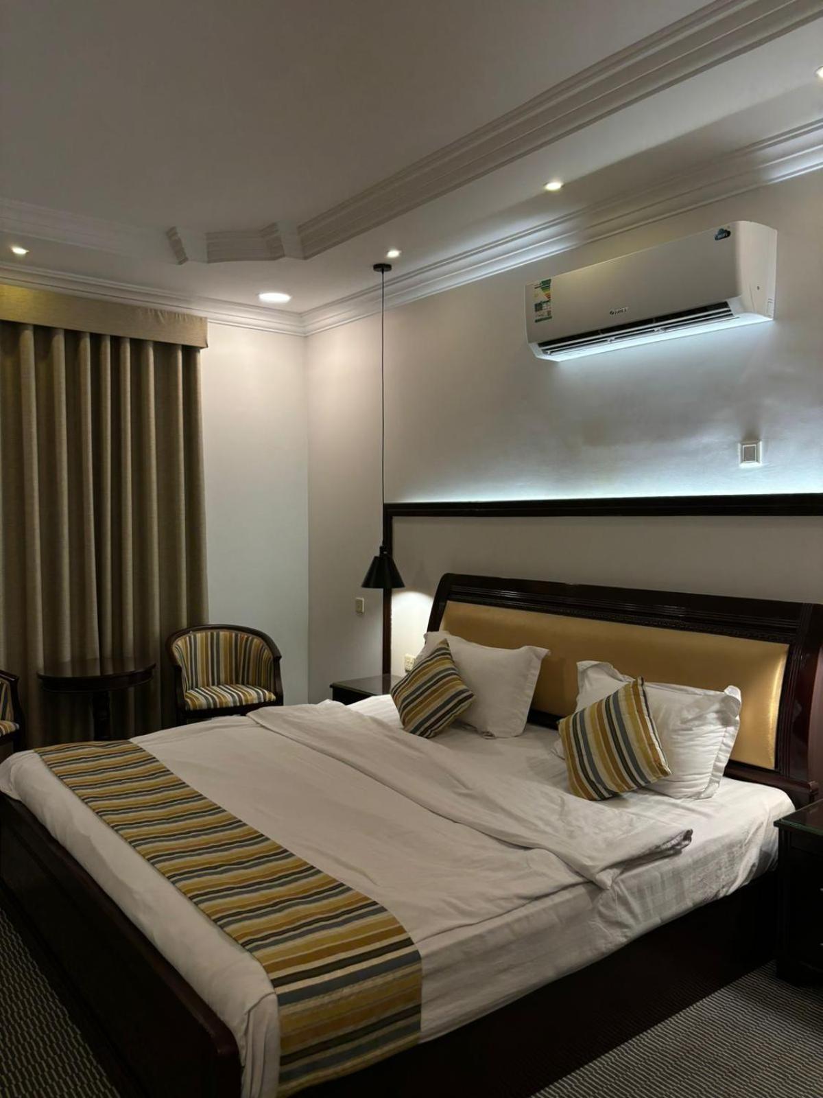 Al Mokhmalia Serviced Apartments Medina Exterior photo